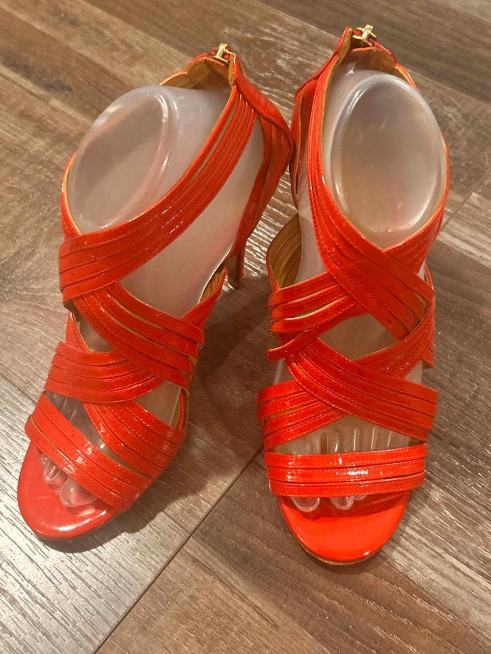 $49 sale Tory Burch Red 602 Strappy Heels Sandals Zip Back Patent Calf flaw